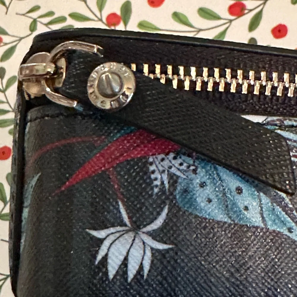 NWOT Henri Bendel Travel Jewelry Case in Hard to Find Design!